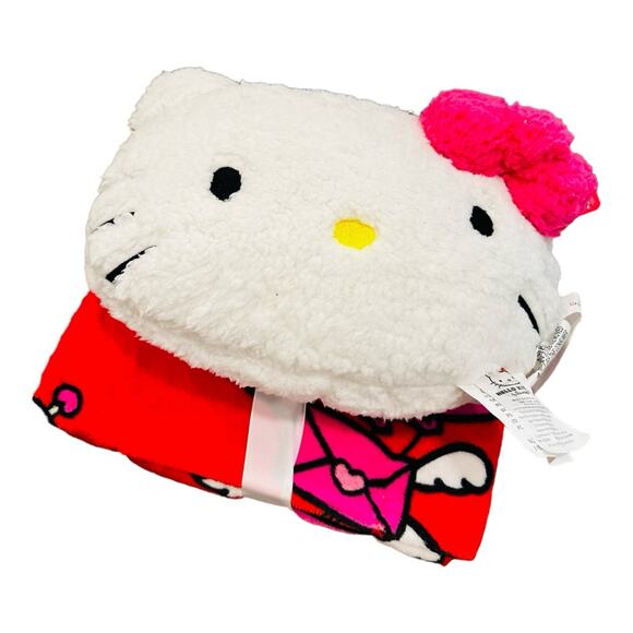 Hello Kitty Bundle slippers and blanket w/pillow Valentine’s Day - Picture 2 of 3